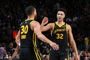 勇士冲季后赛迎利好！保罗汤神引领板凳匪帮太凶猛