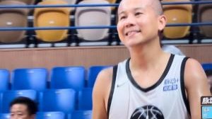 最后连续追分&amp;遭3人包夹！曹芳空砍34分5板5助4断遗憾止步半决赛