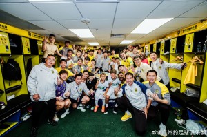 中甲开门红！新人亮相，广州豹底气更足|卡马拉|冯峰|尼康|图多列|杨浩_新浪体育_新浪新闻